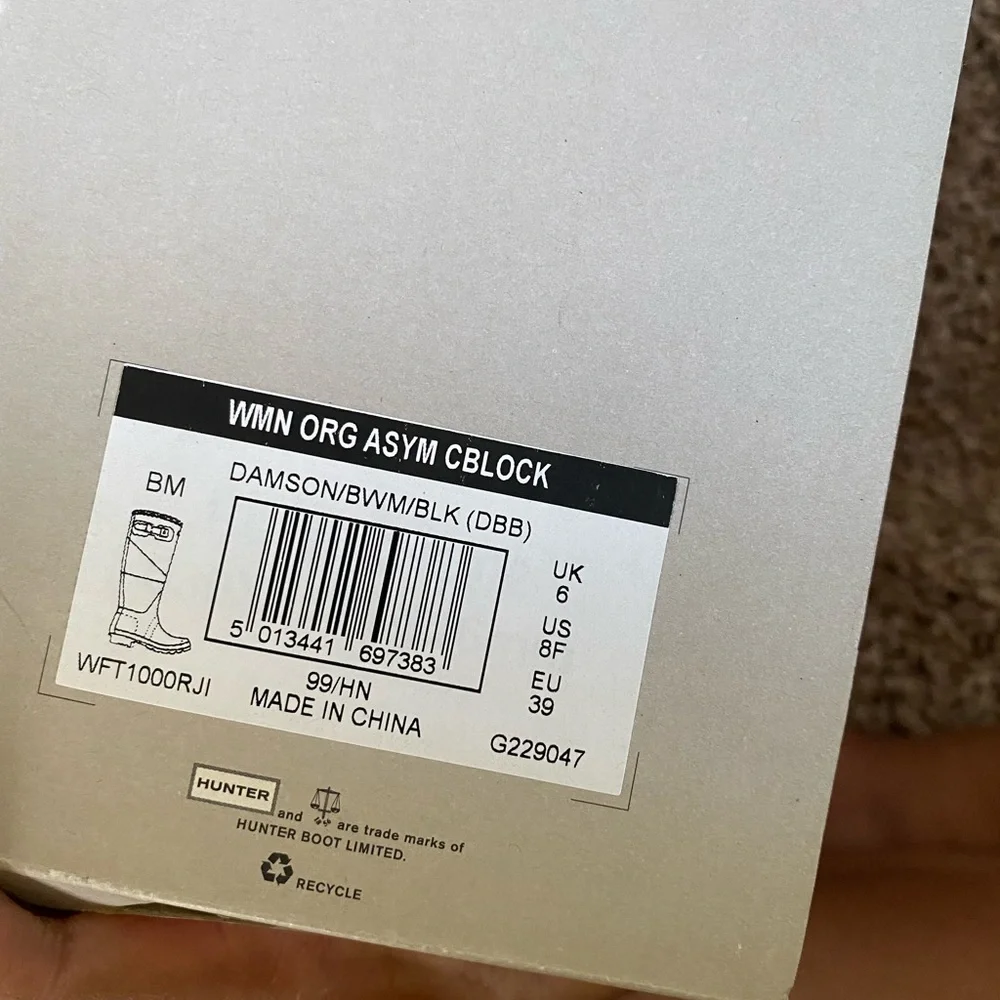 Hunter Asymmetric Colorblock Welly Boot LIKE NEW - Picture 10 of 10